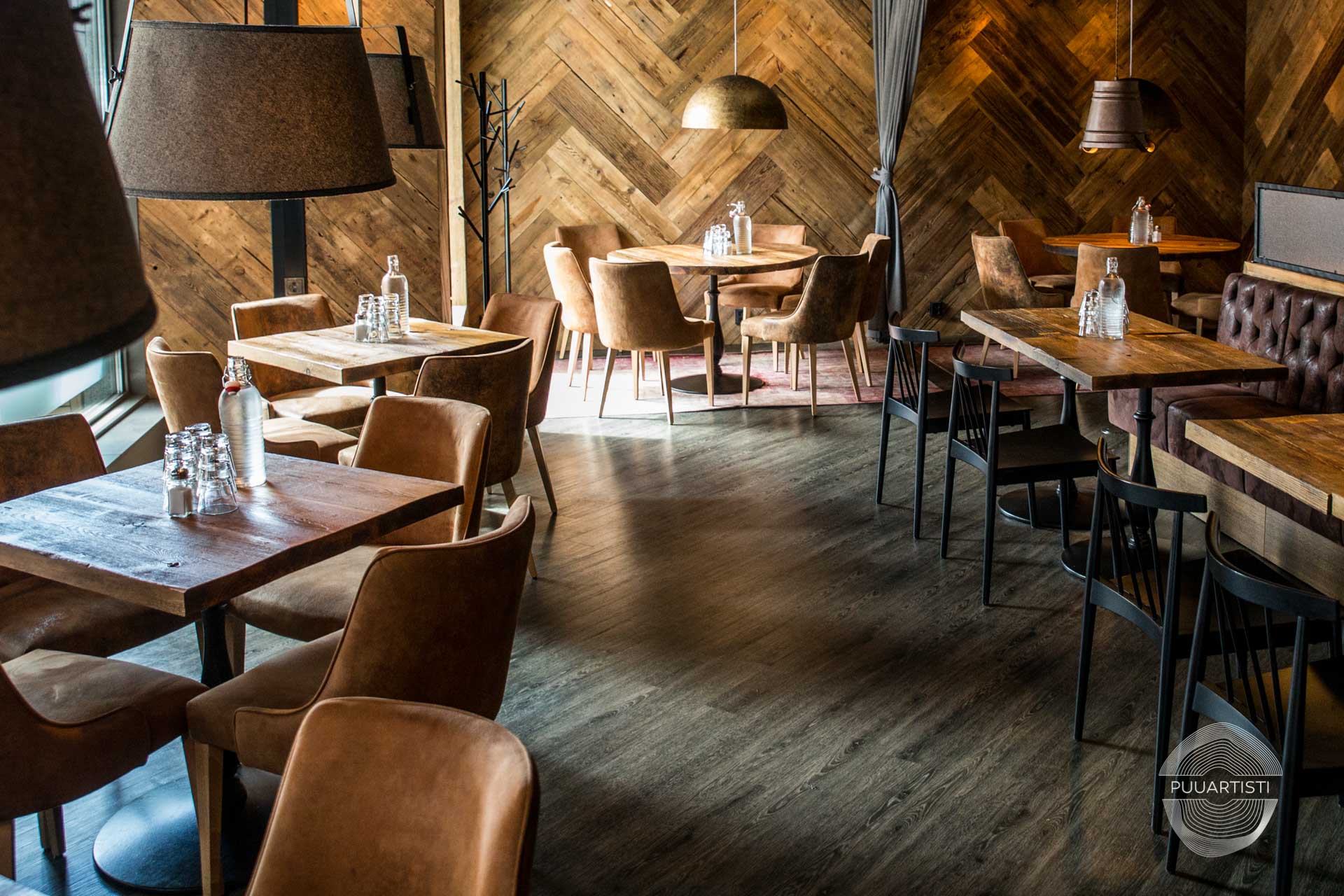Ravintolakalusteet Local Bistro Puuartisti